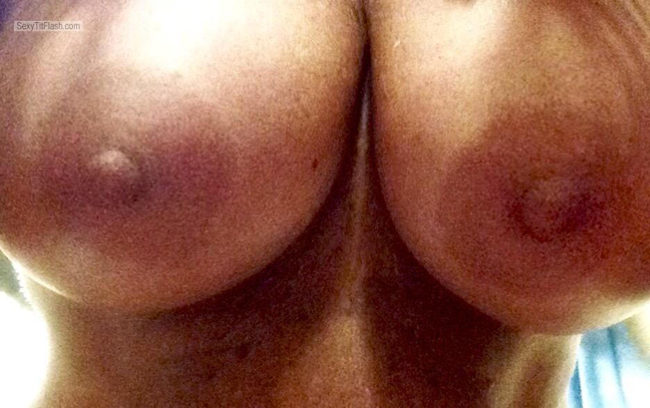 Tit Flash: My Very Big Tits - Boobs4u from United Kingdom